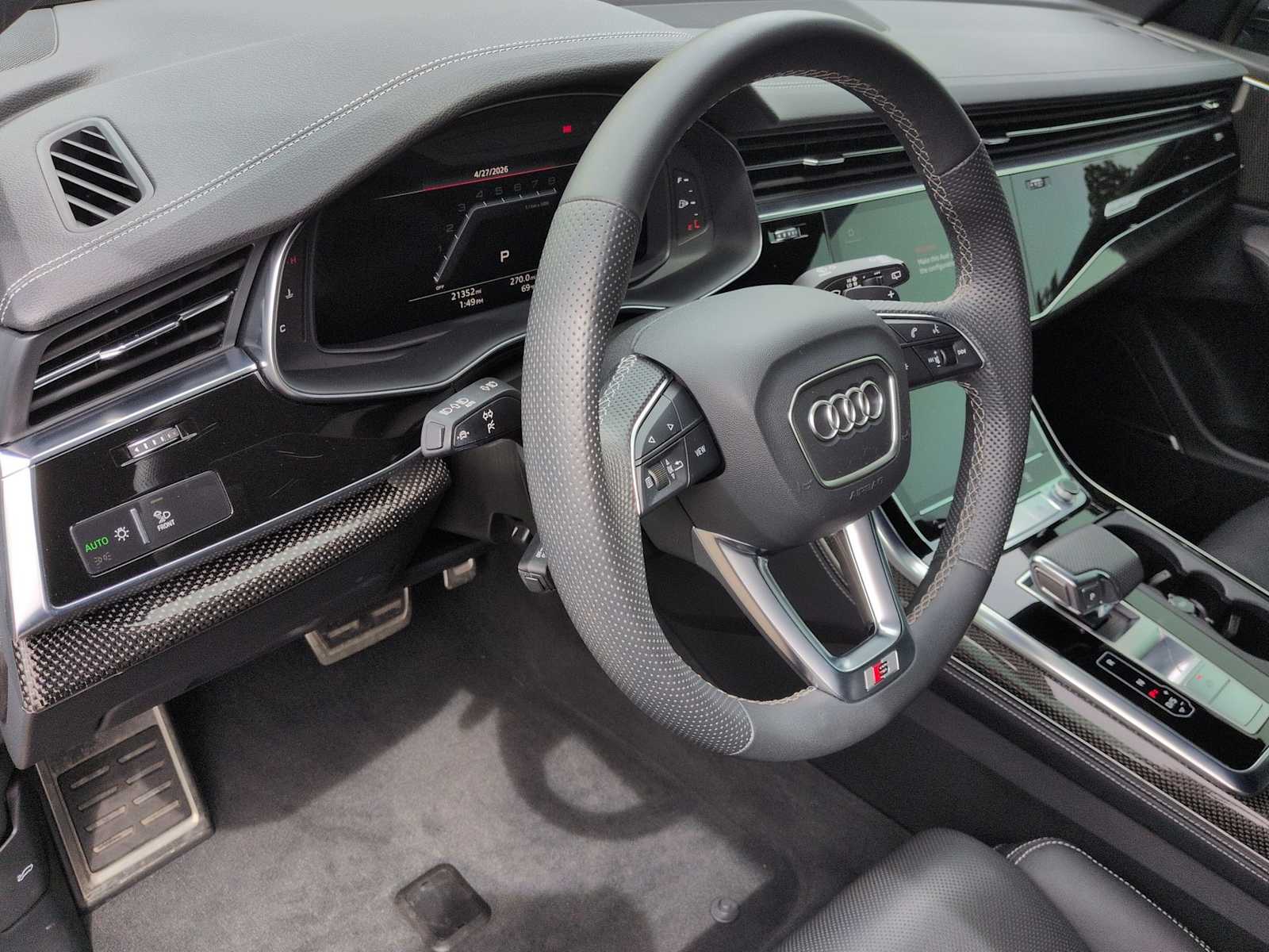 Thumbnail: 2023 Audi SQ8 - 10