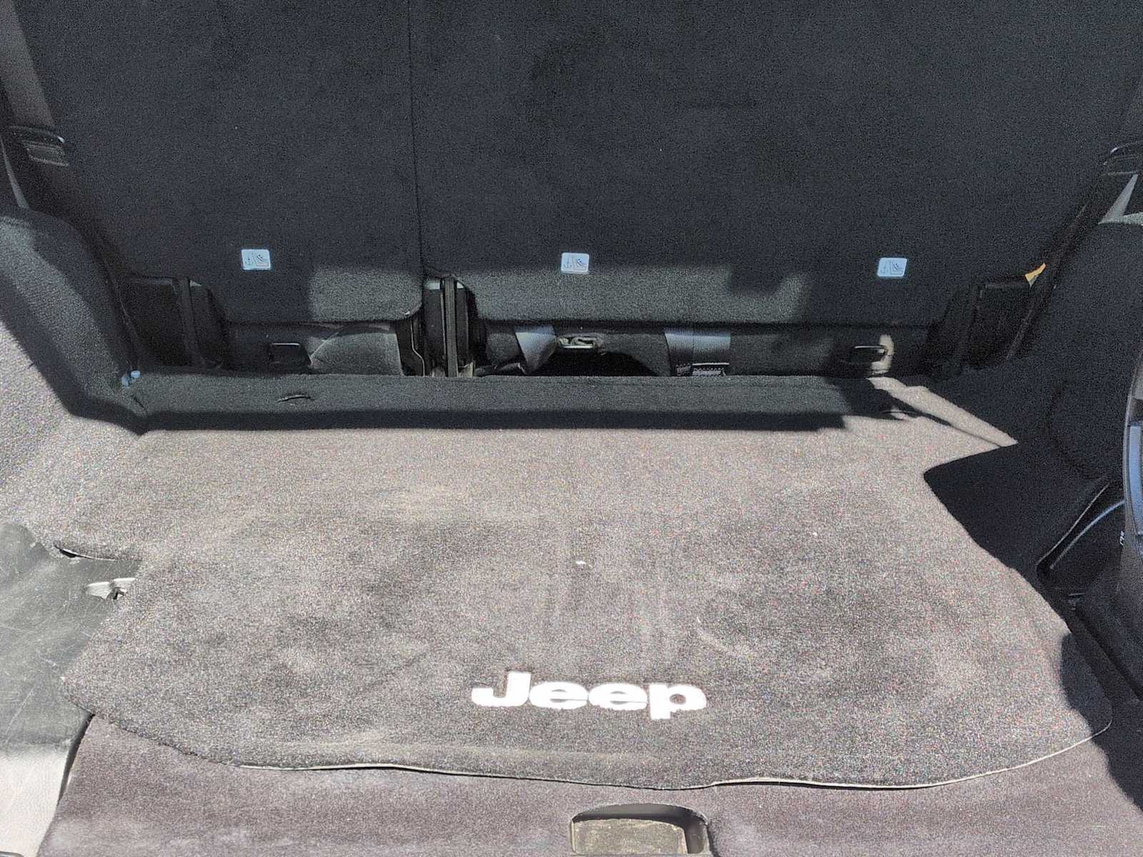 Thumbnail: 2014 Jeep Wrangler - 30