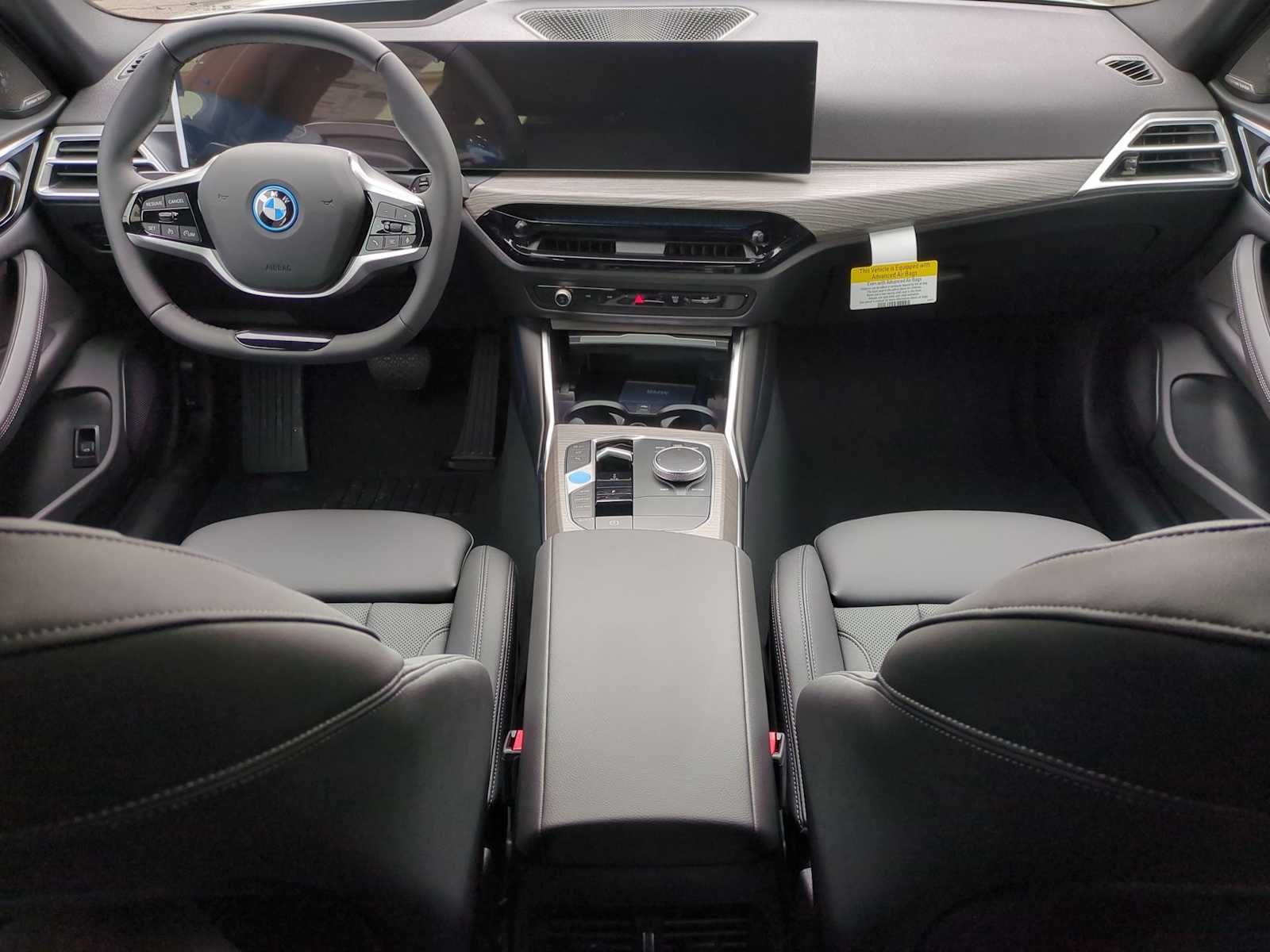Thumbnail: 2025 BMW i4 - 16