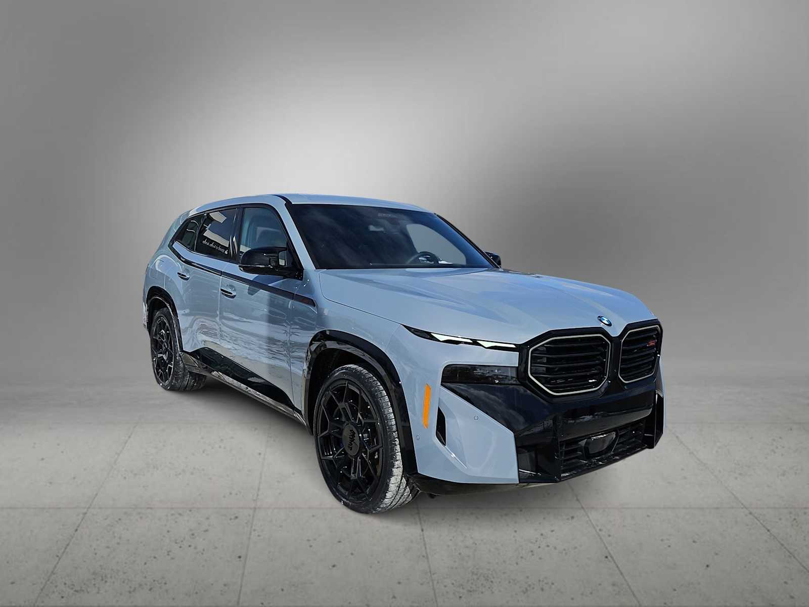 Thumbnail: 2026 BMW XM - 2