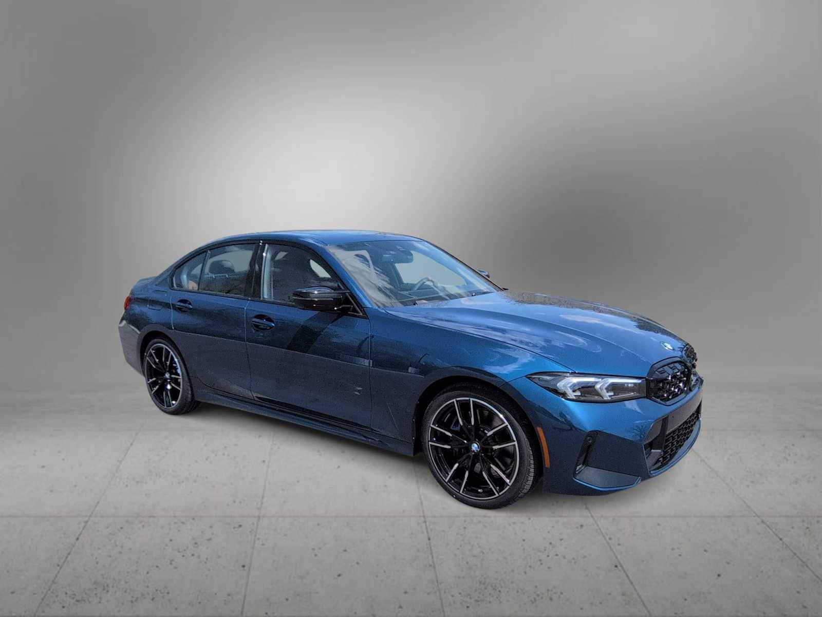 Thumbnail: 2026 BMW 3 Series - 2