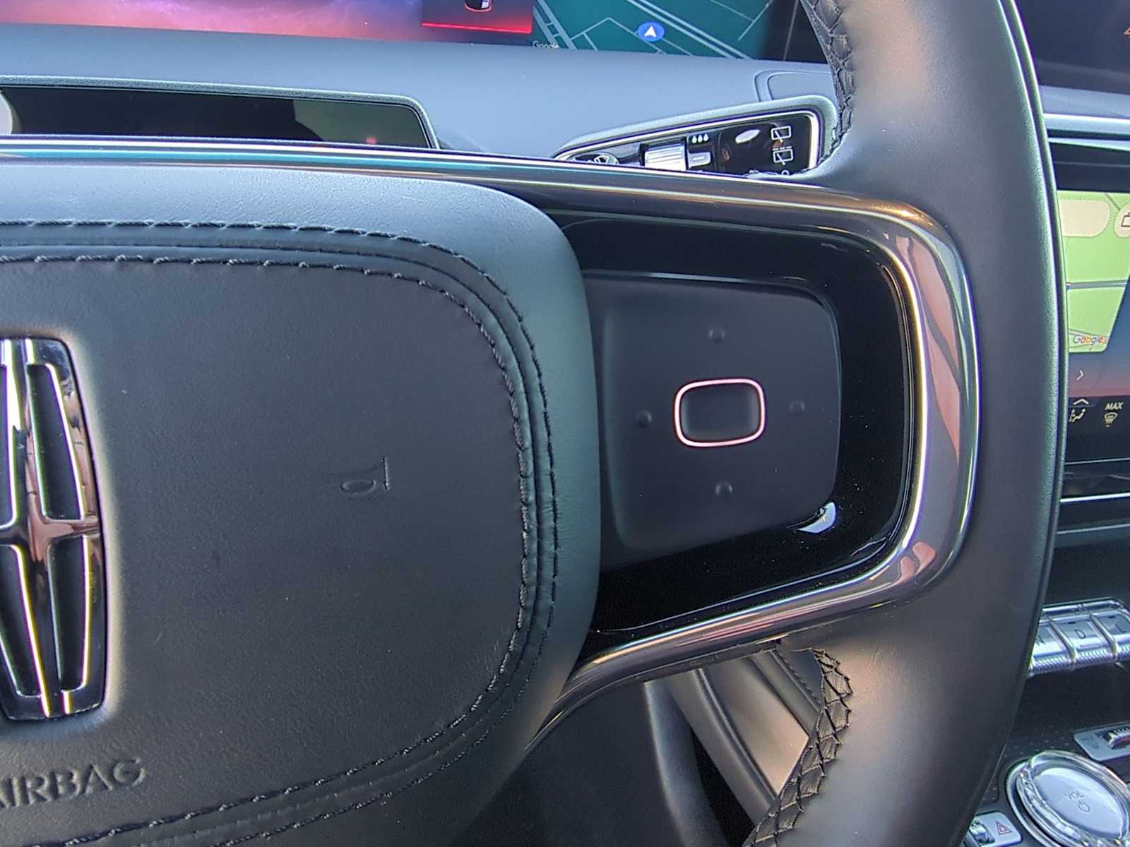 Thumbnail: 2024 Lincoln Nautilus - 34