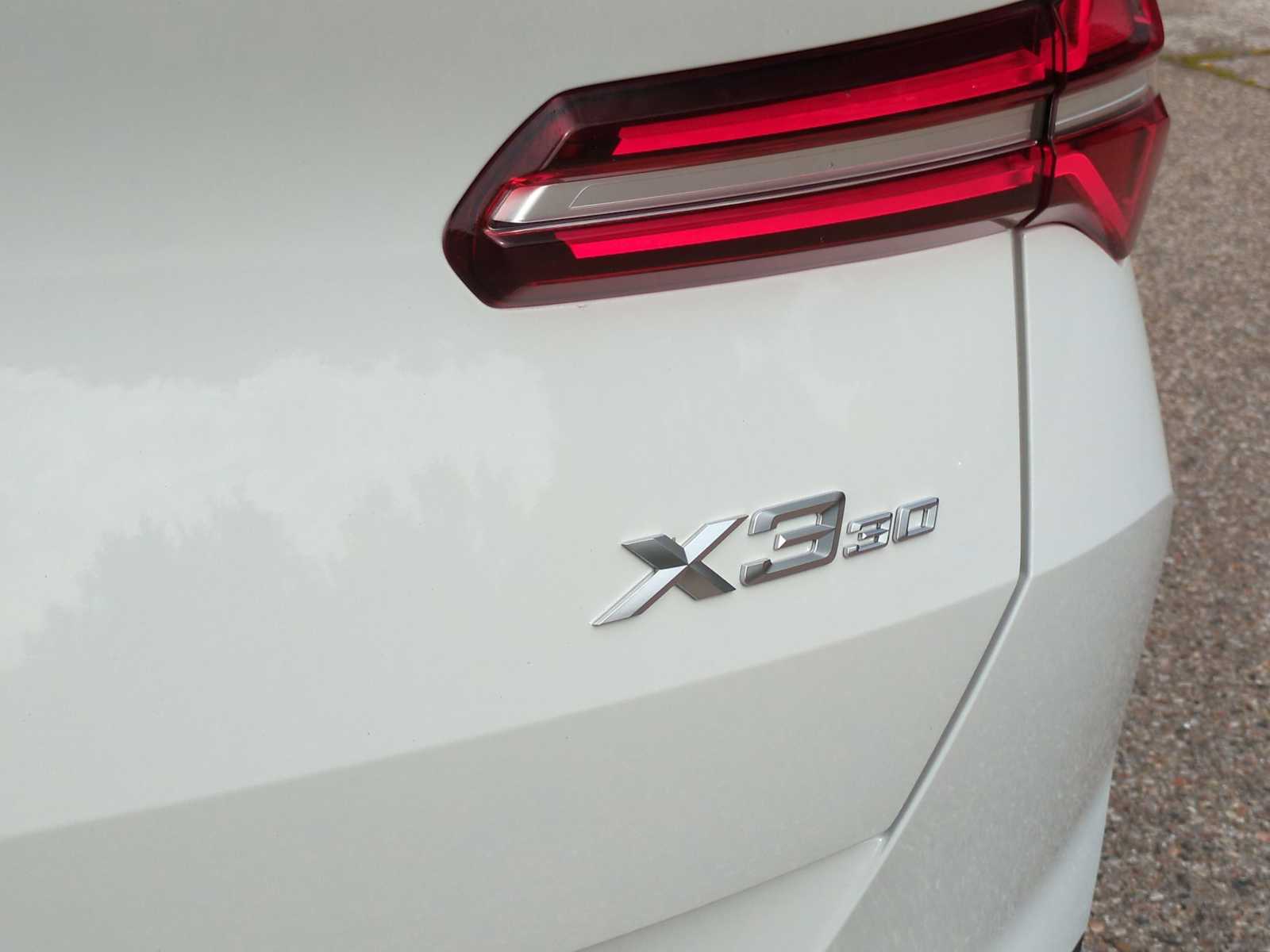 Thumbnail: 2026 BMW X3 - 13