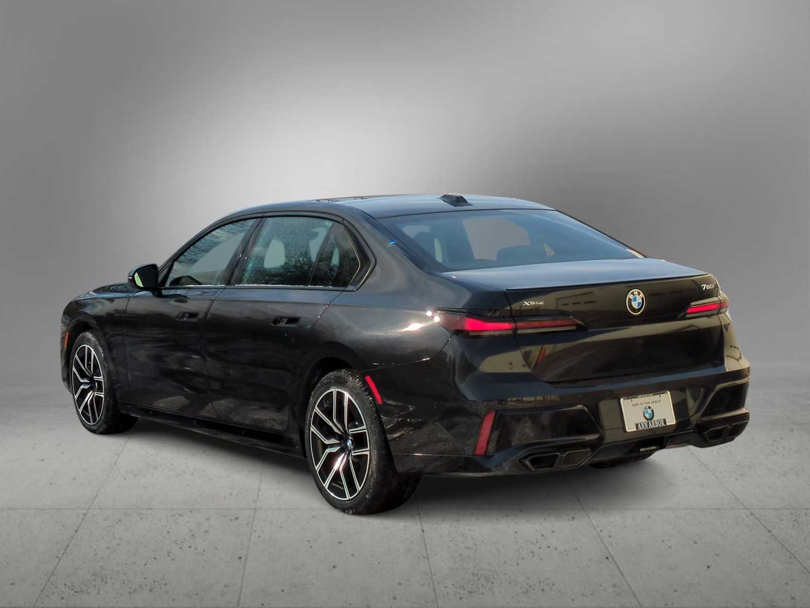 Thumbnail: 2024 BMW 7 Series - 6