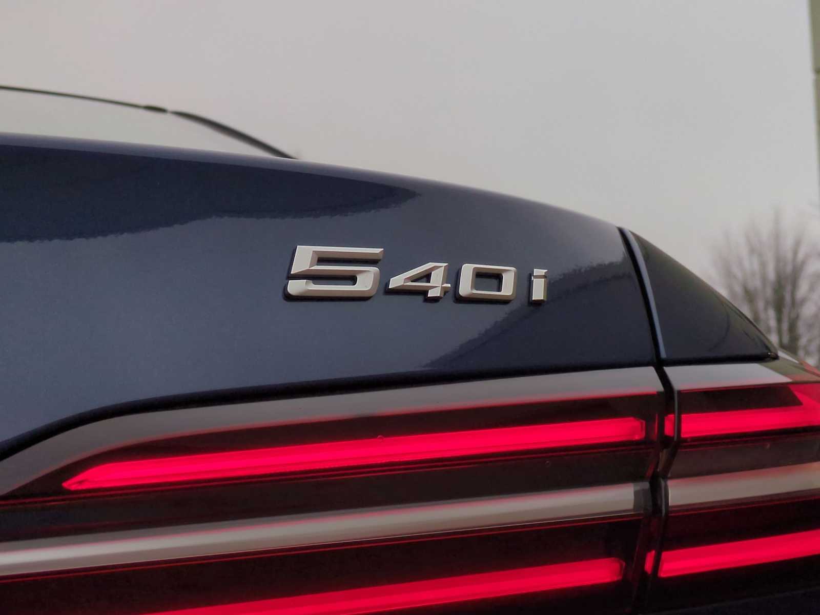 Thumbnail: 2026 BMW 5 Series - 13