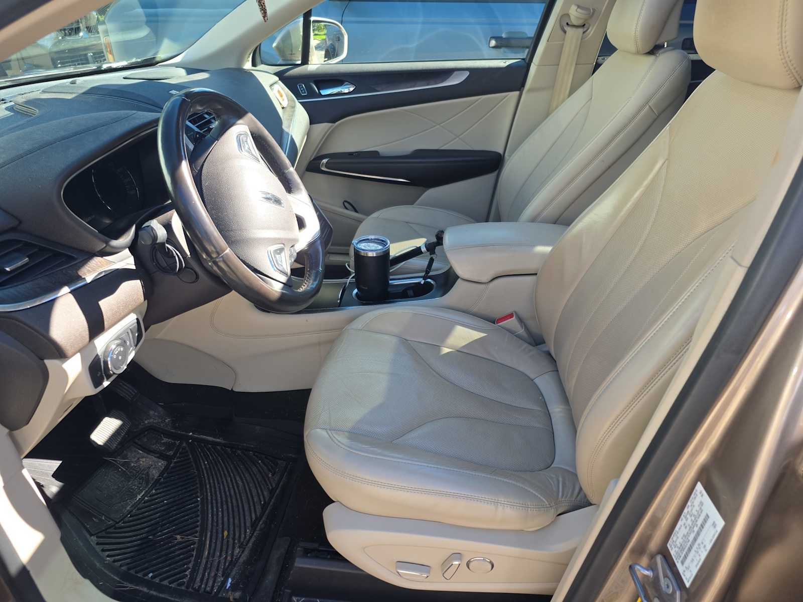 Thumbnail: 2019 Lincoln MKC - 3