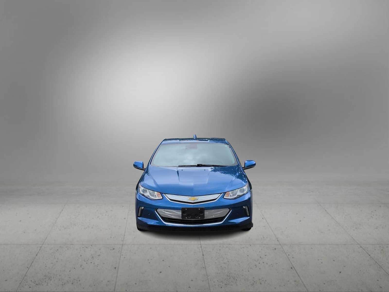 Thumbnail: 2016 Chevrolet Volt - 3