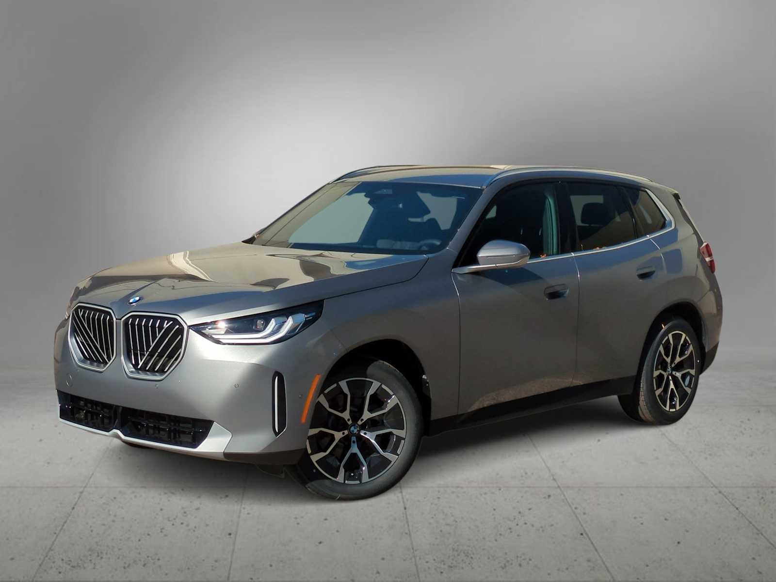 Thumbnail: 2026 BMW X3 - 1
