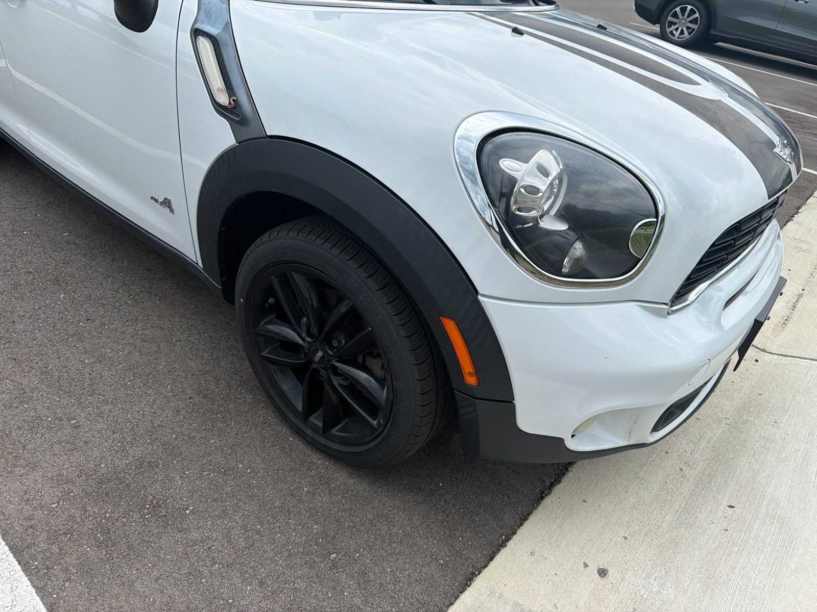 Thumbnail: 2014 MINI Cooper Countryman - 9