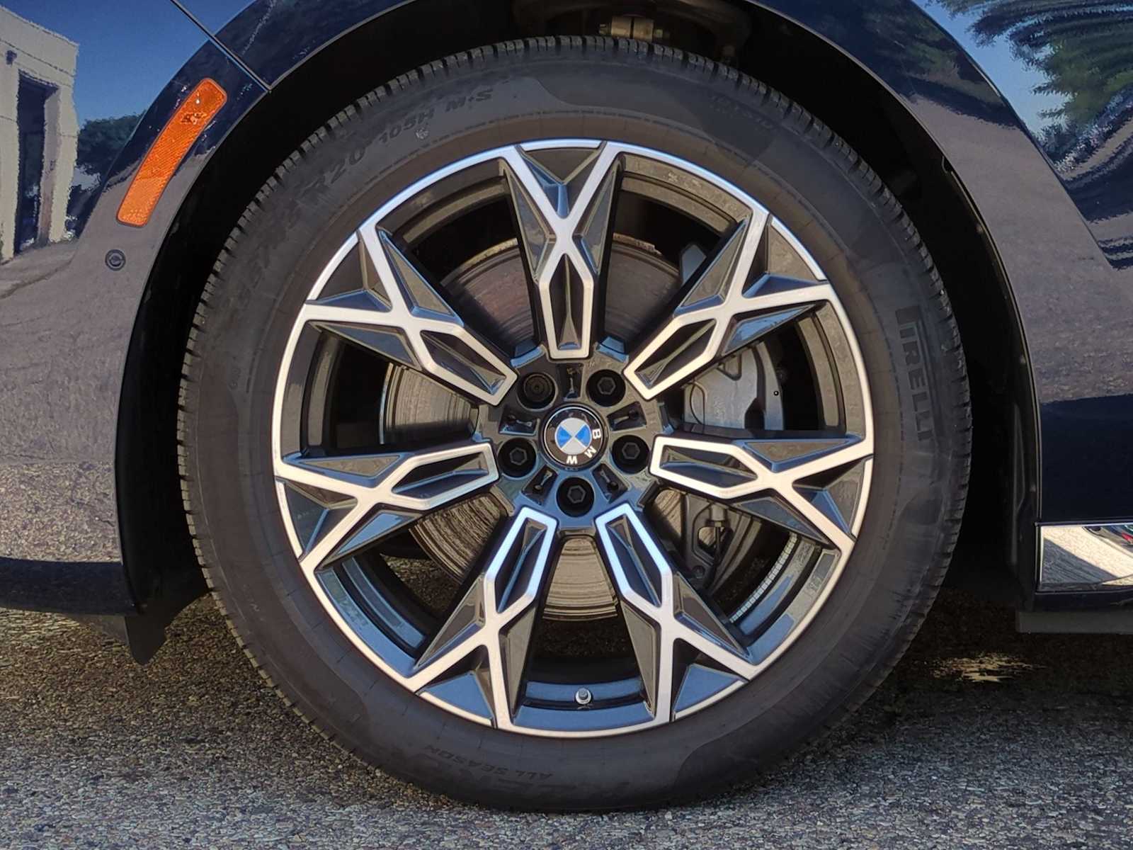 Thumbnail: 2024 BMW i7 - 14