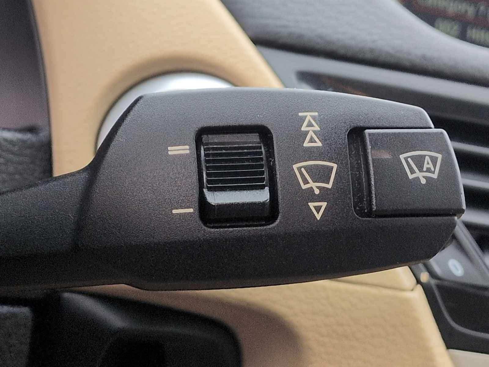 Thumbnail: 2013 BMW X1 - 28