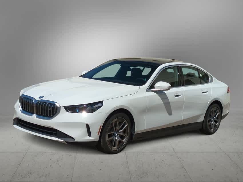 Thumbnail: 2024 BMW i5 - 4