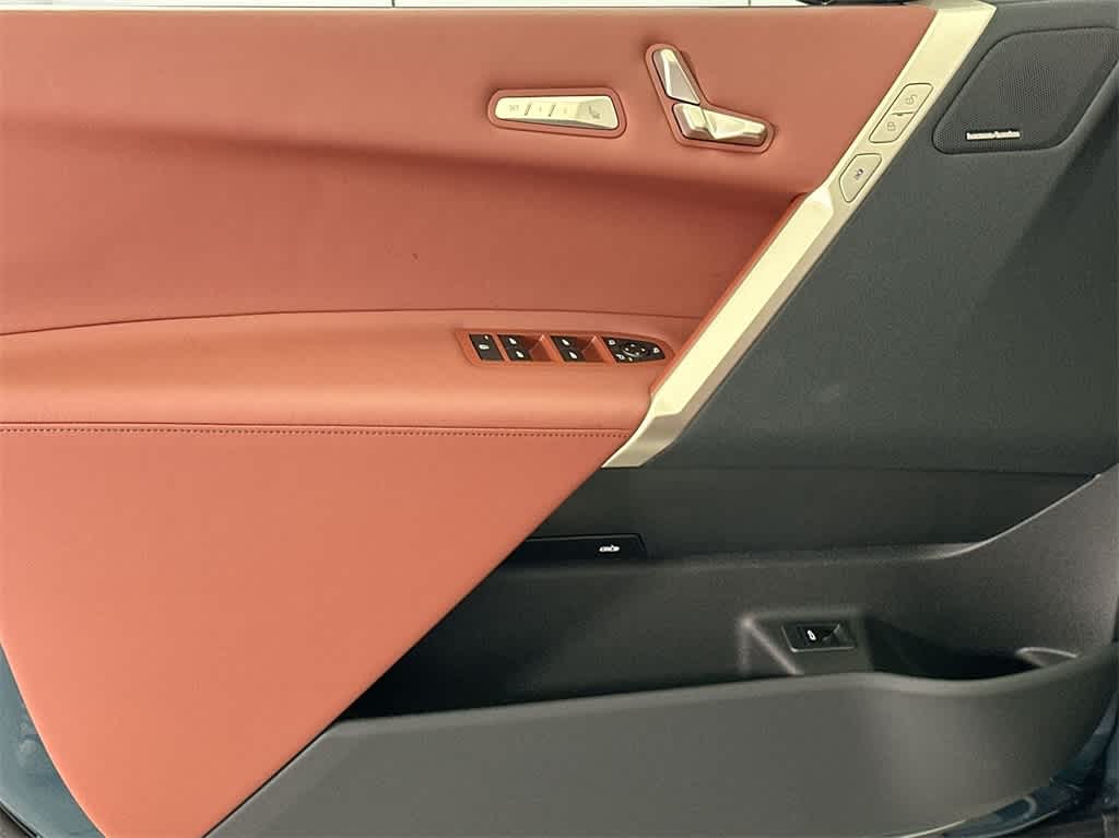 Thumbnail: 2025 BMW iX - 29