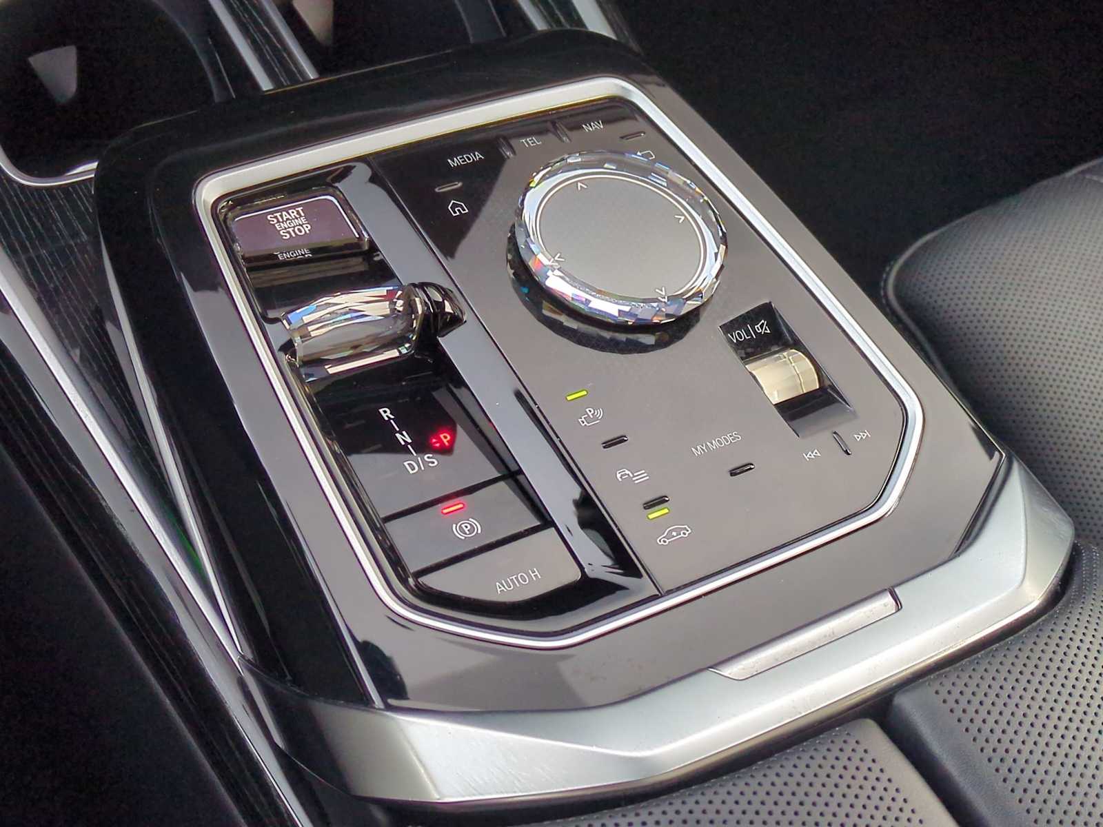 Thumbnail: 2024 BMW 7 Series - 34