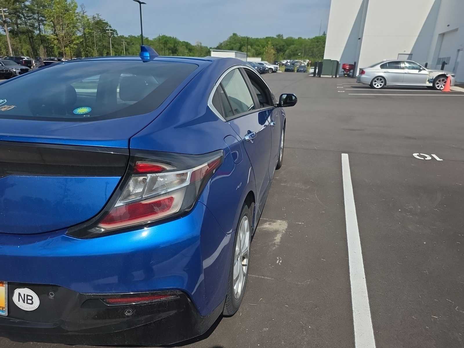 Thumbnail: 2016 Chevrolet Volt - 15