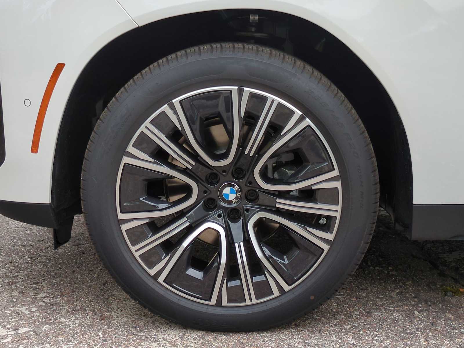 Thumbnail: 2026 BMW X3 - 14