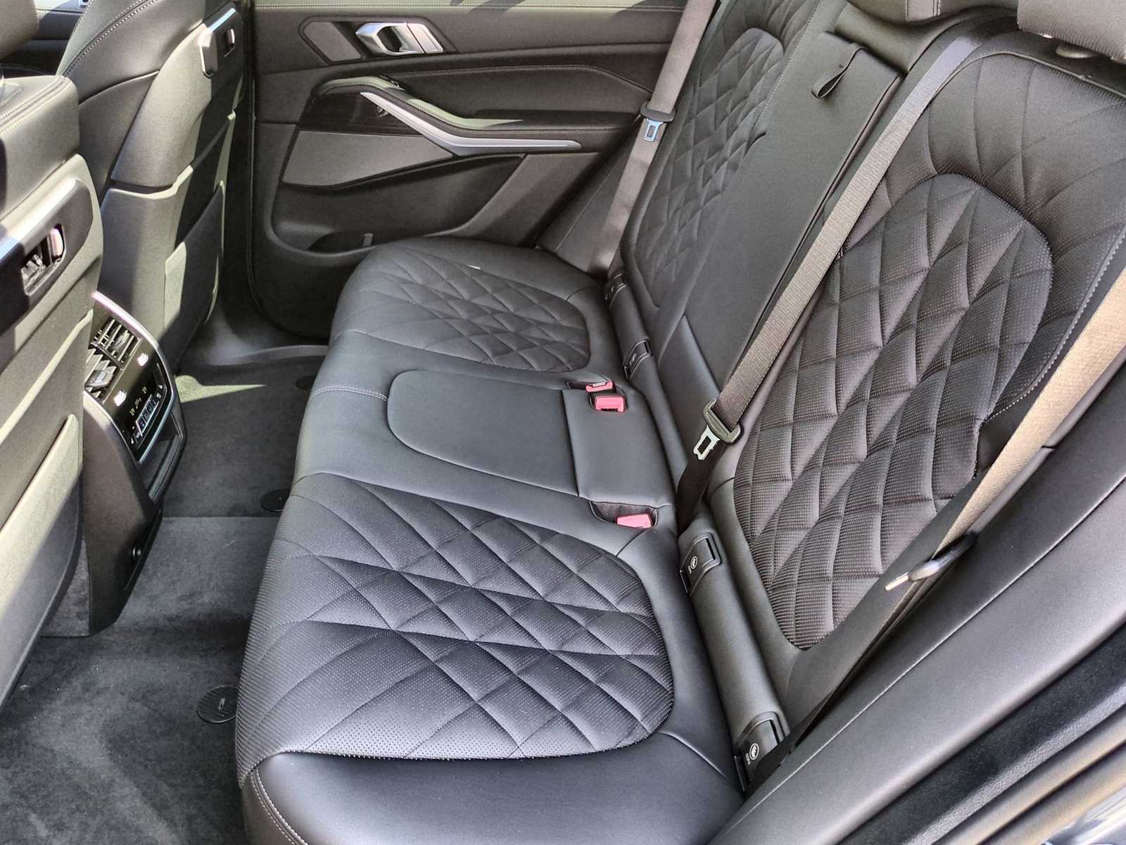 Thumbnail: 2026 BMW X5 - 20