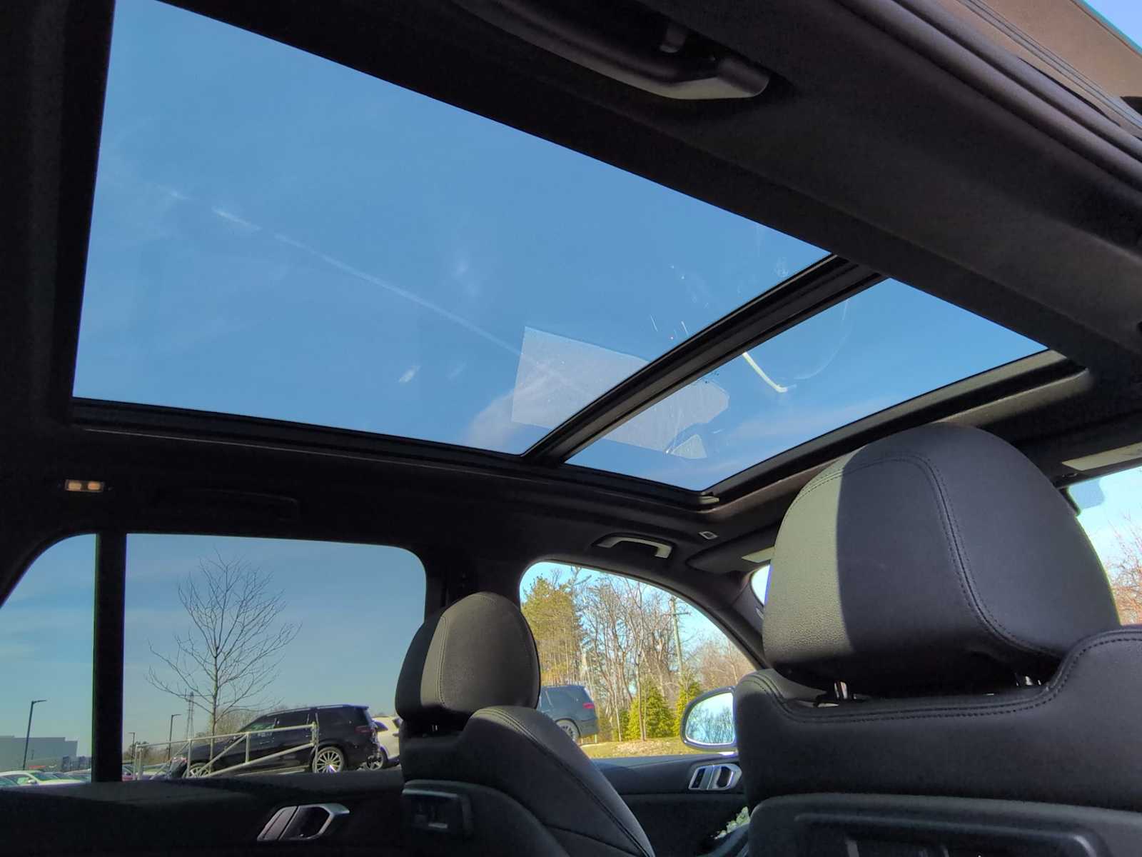 Thumbnail: 2021 BMW X5 - 23