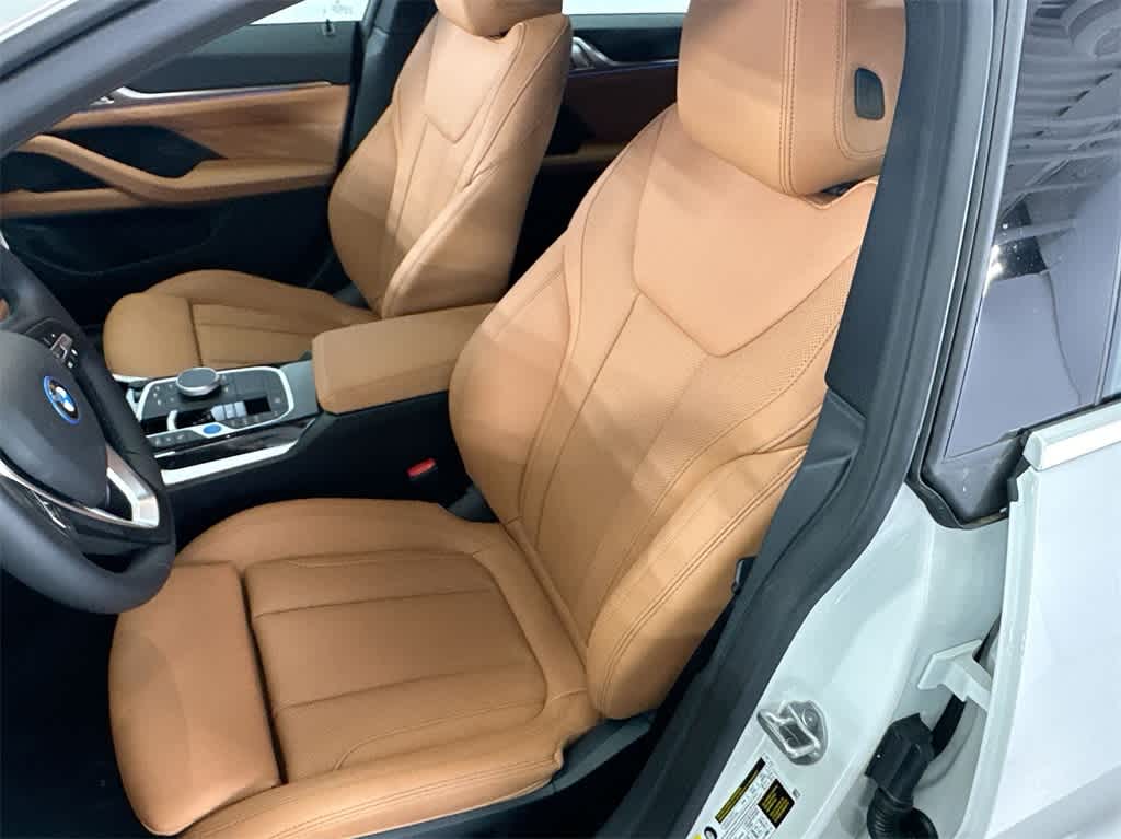 Thumbnail: 2024 BMW i4 - 19