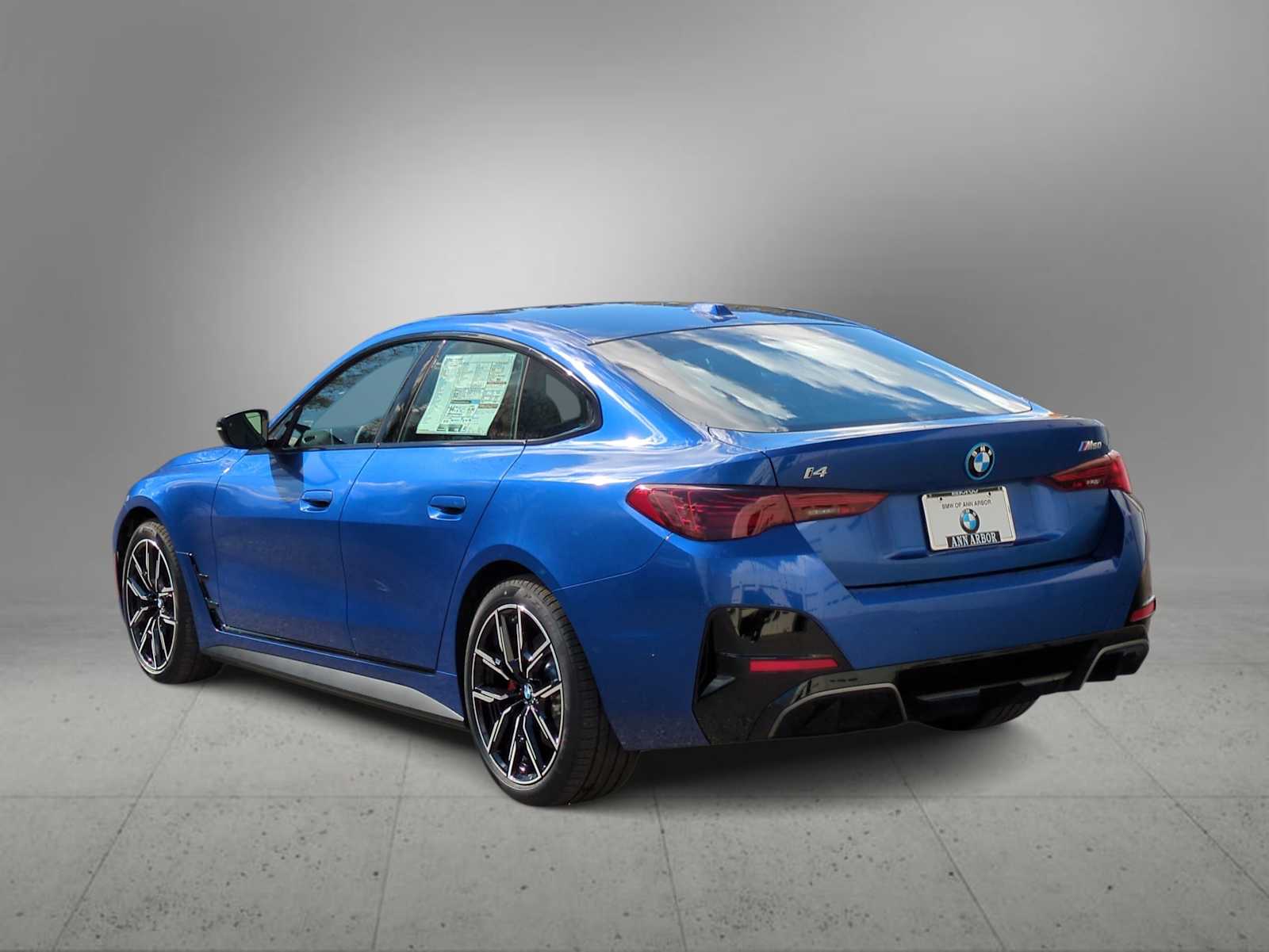 Thumbnail: 2025 BMW i4 - 6