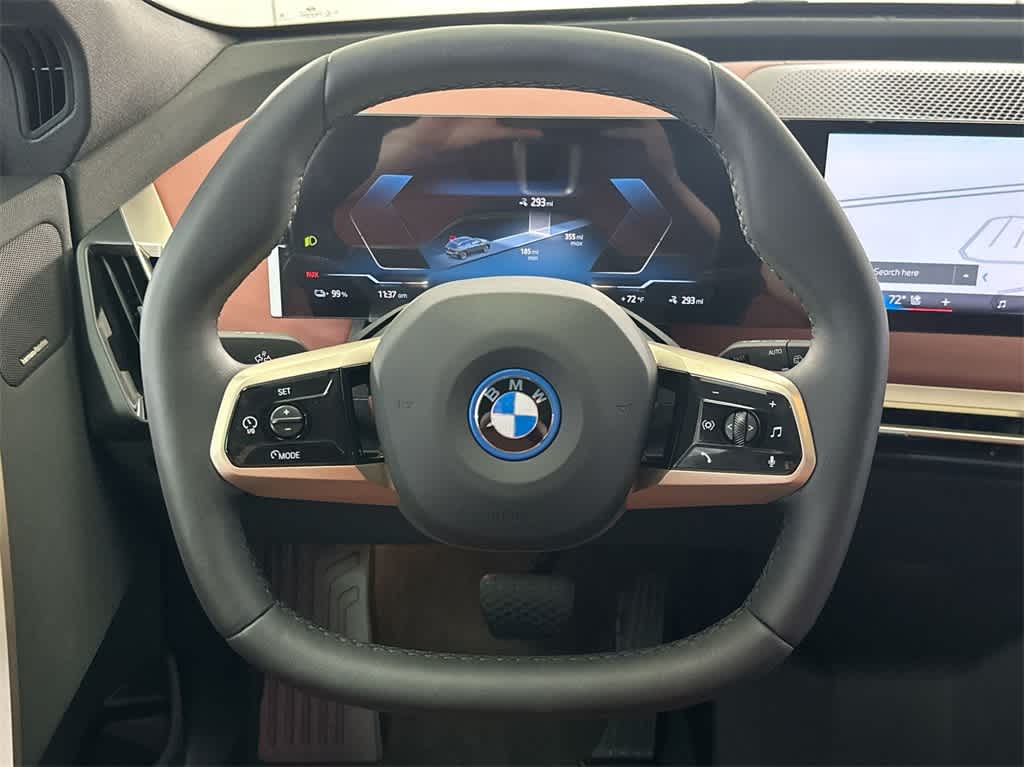 Thumbnail: 2025 BMW iX - 22
