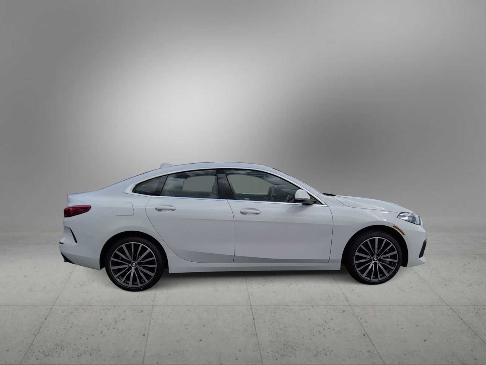 Thumbnail: 2023 BMW 2 Series - 8