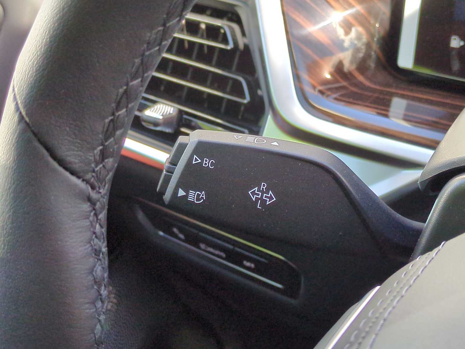 Thumbnail: 2026 BMW X7 - 29