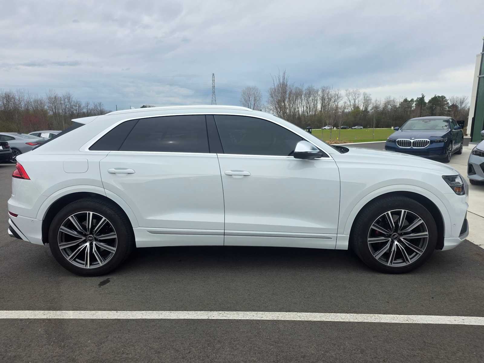 Thumbnail: 2023 Audi SQ8 - 4