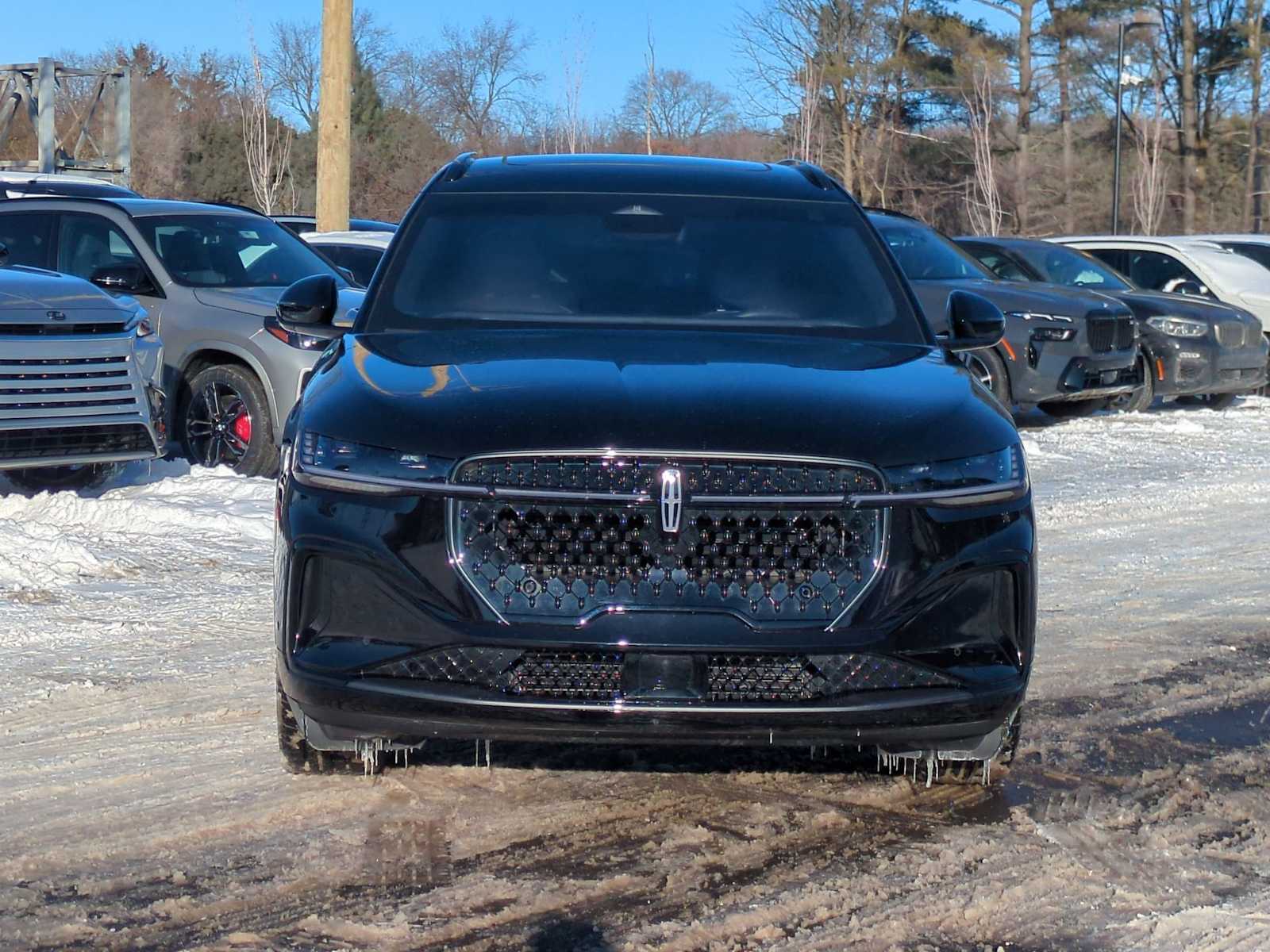 Thumbnail: 2024 Lincoln Nautilus - 16