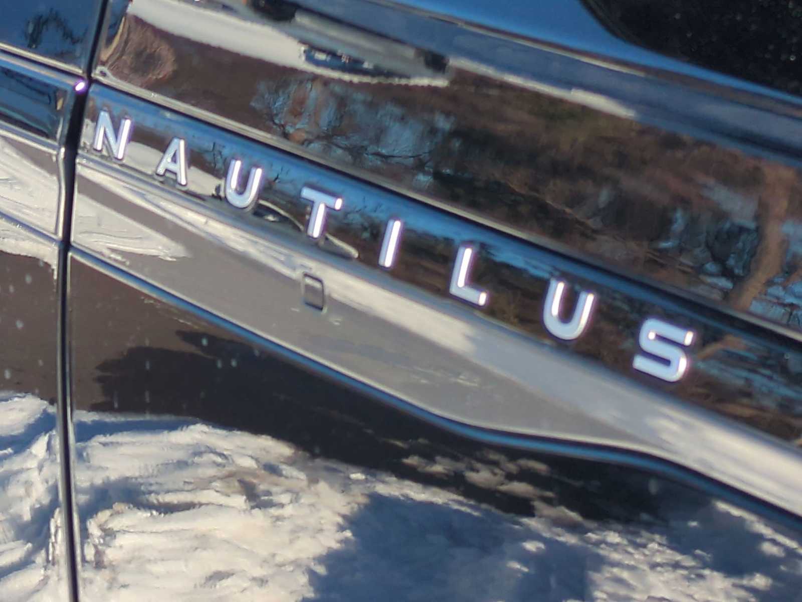 Thumbnail: 2024 Lincoln Nautilus - 20