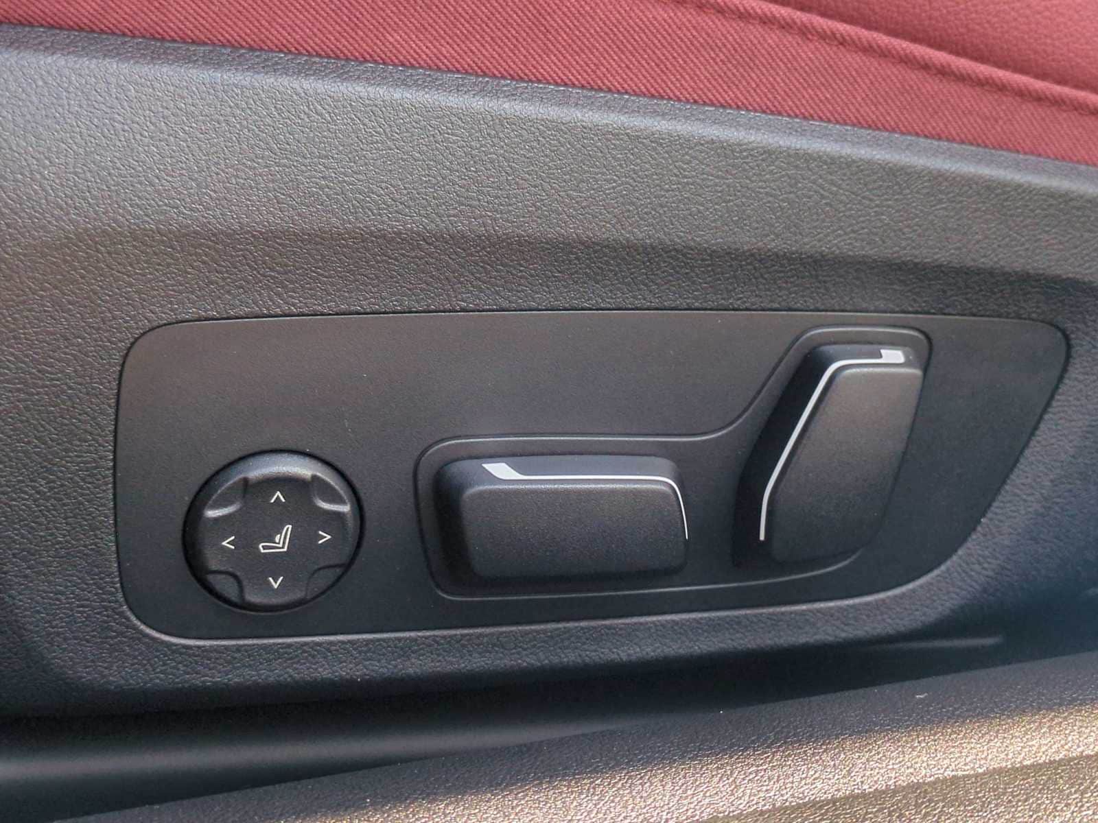 Thumbnail: 2026 BMW 4 Series - 18