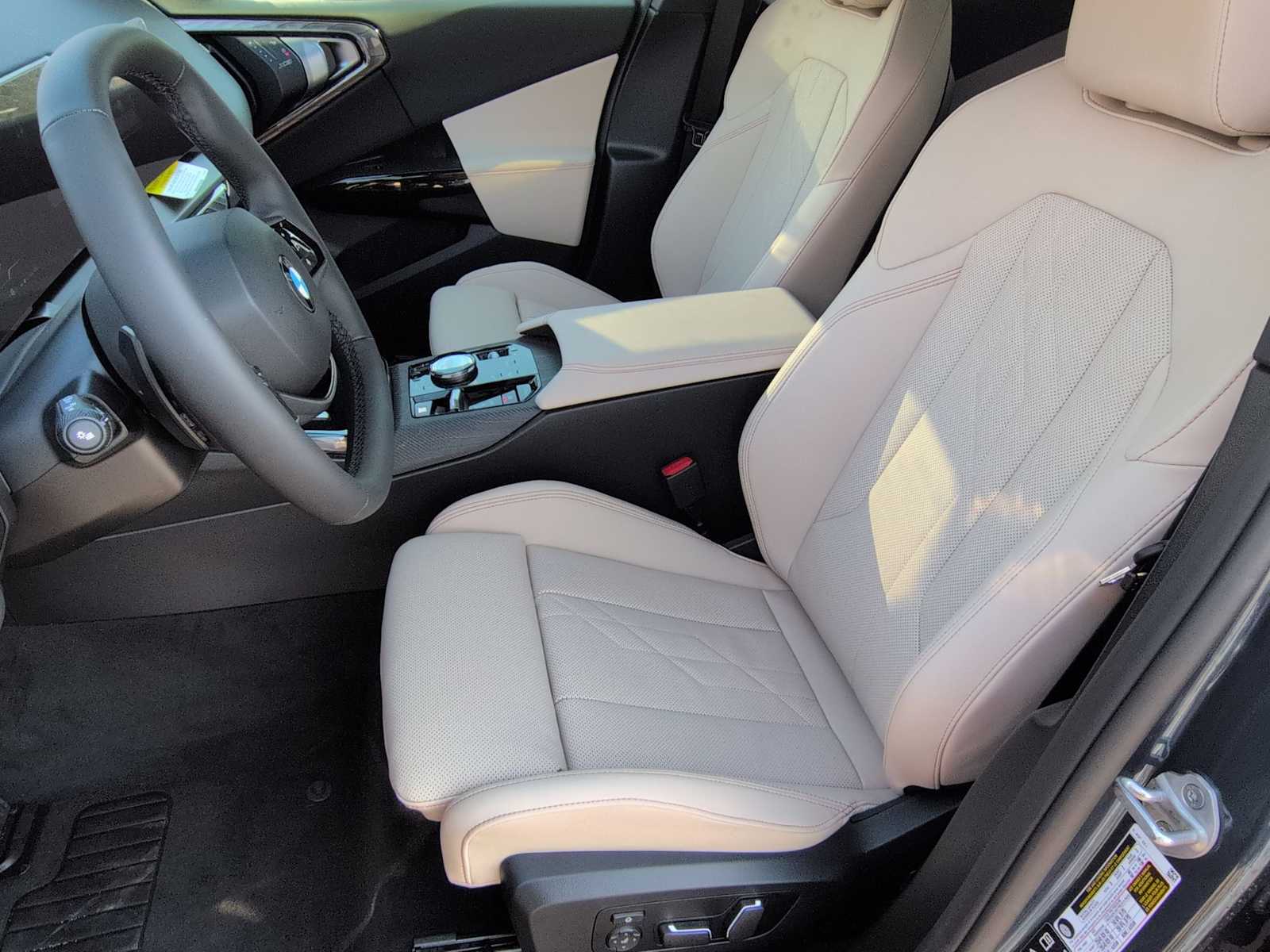 Thumbnail: 2026 BMW X3 - 23