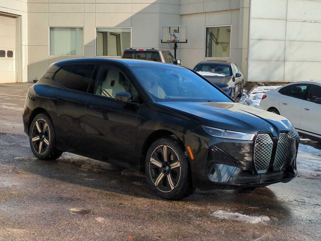 New 2025 BMW iX xDrive50 SUV
