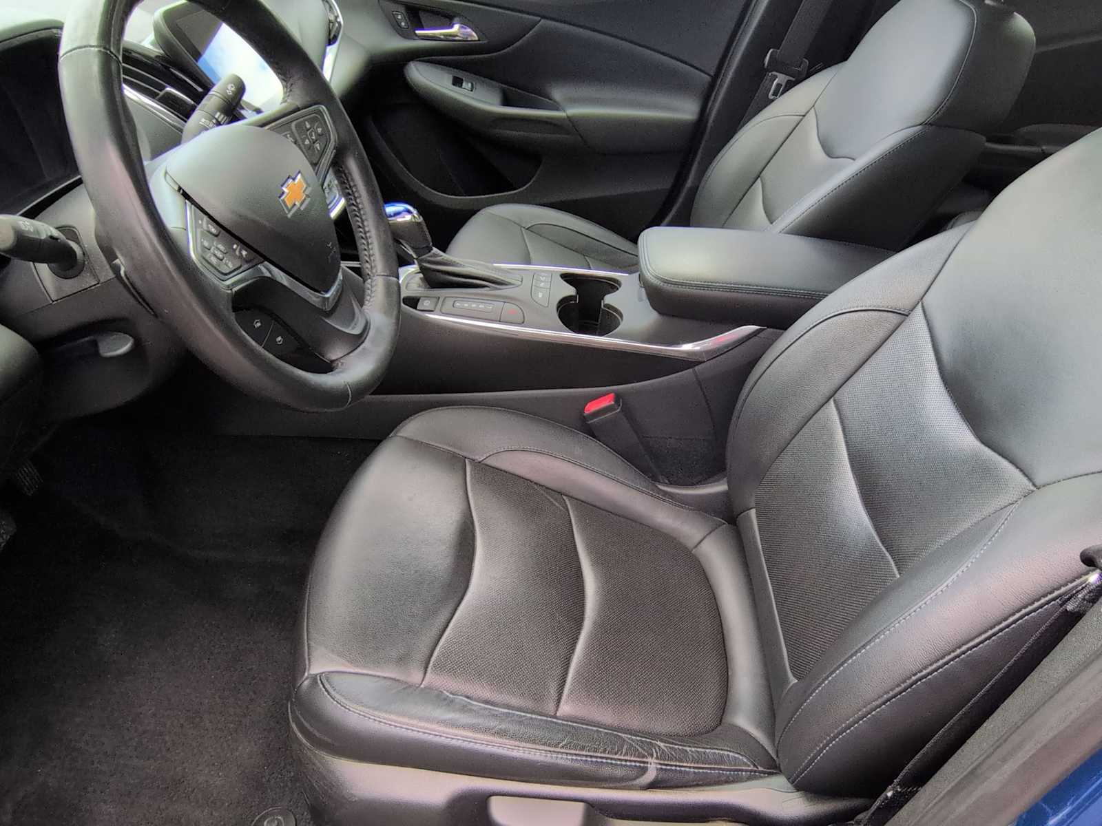Thumbnail: 2016 Chevrolet Volt - 17