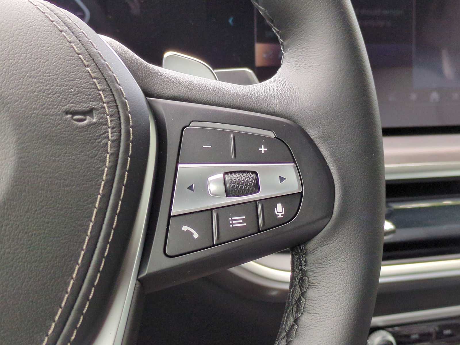 Thumbnail: 2026 BMW X5 - 26