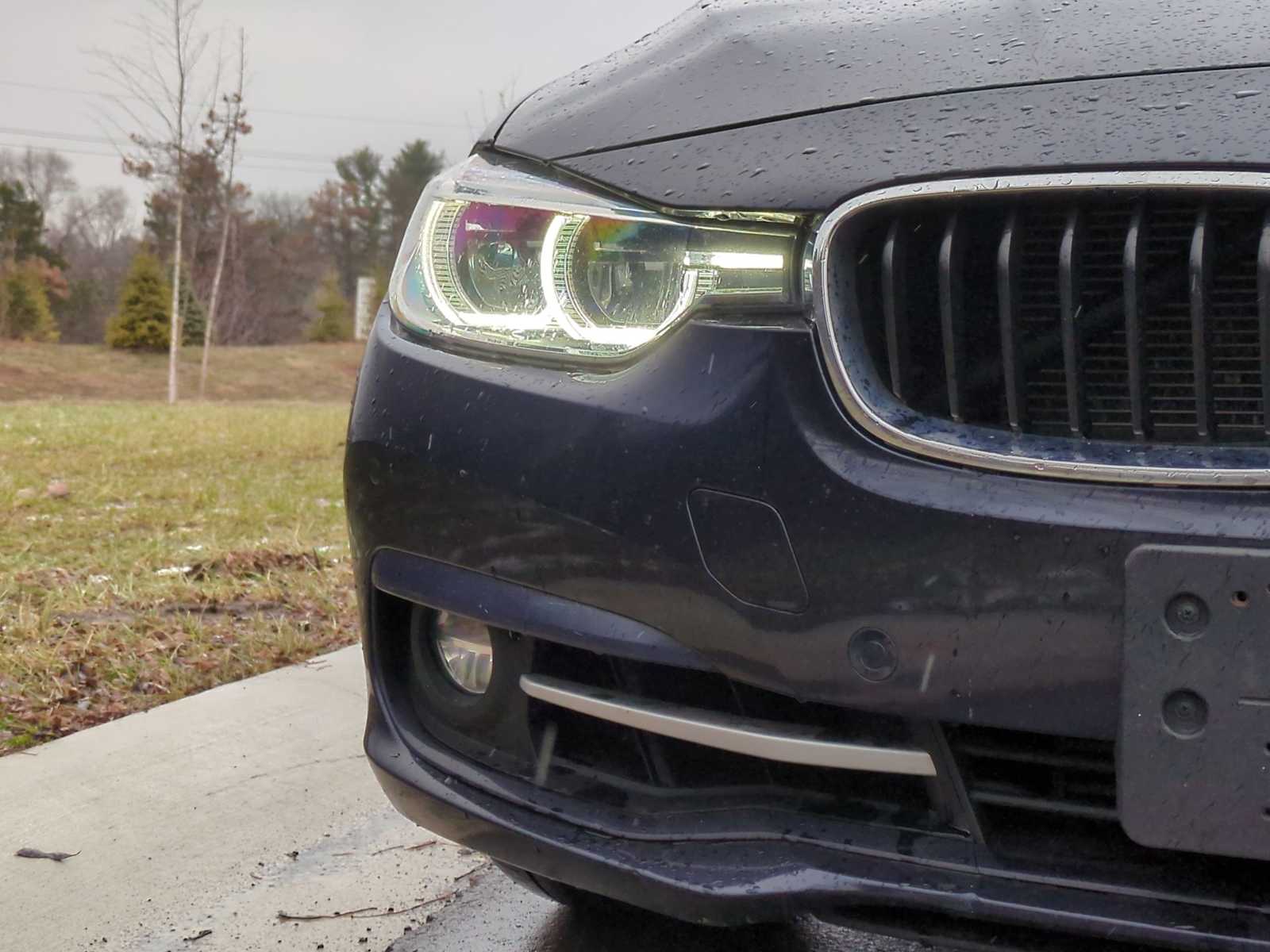 Thumbnail: 2016 BMW 3 Series - 11