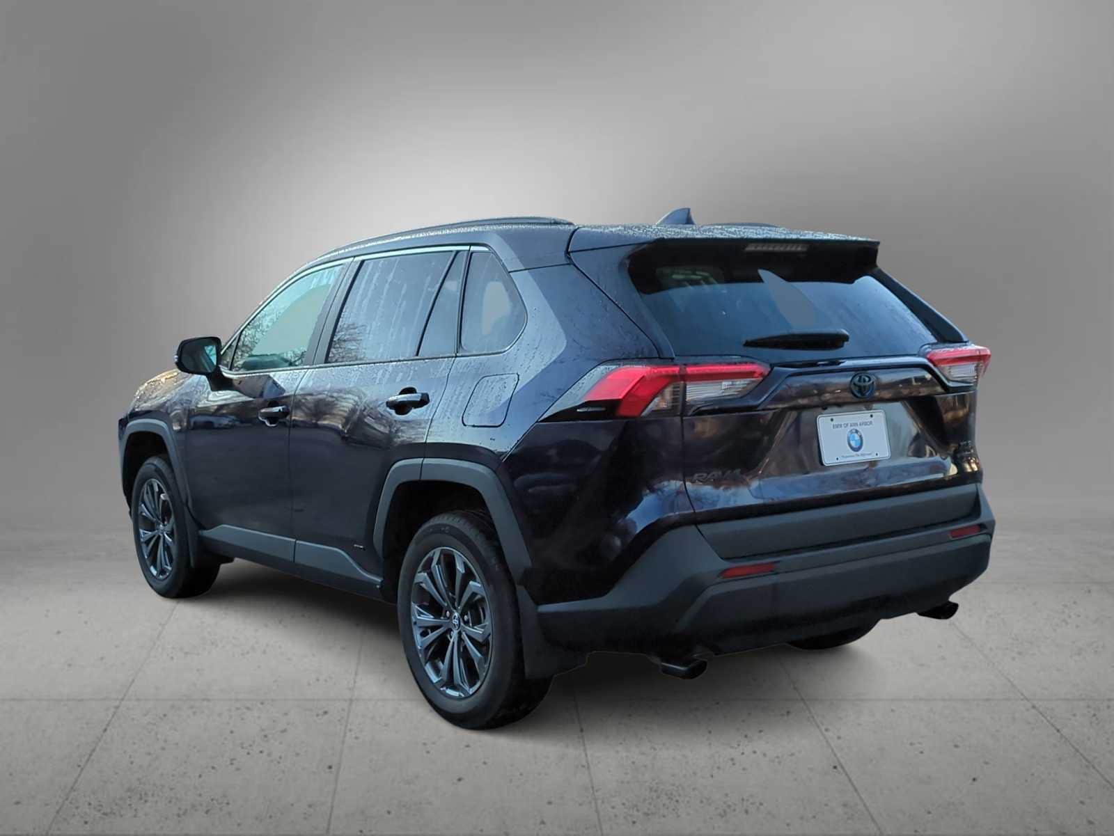 Thumbnail: 2023 Toyota RAV4 - 6