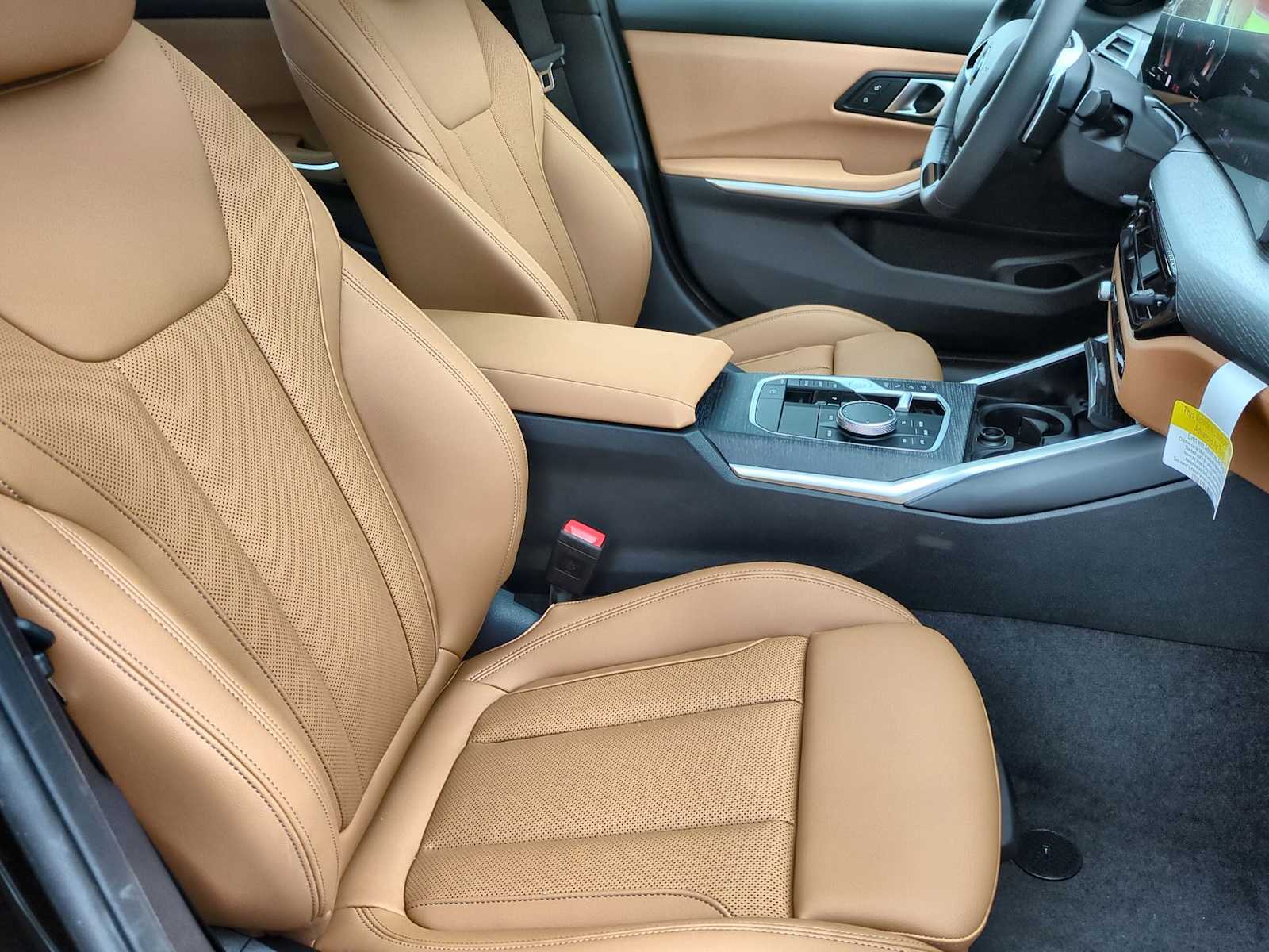 2026 BMW 3 Series 330i - Photo 23