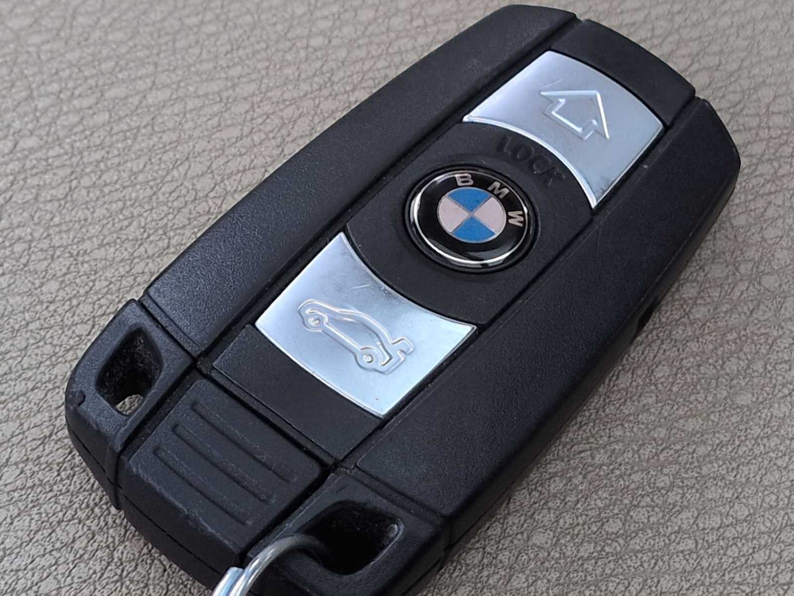 Thumbnail: 2013 BMW X1 - 38