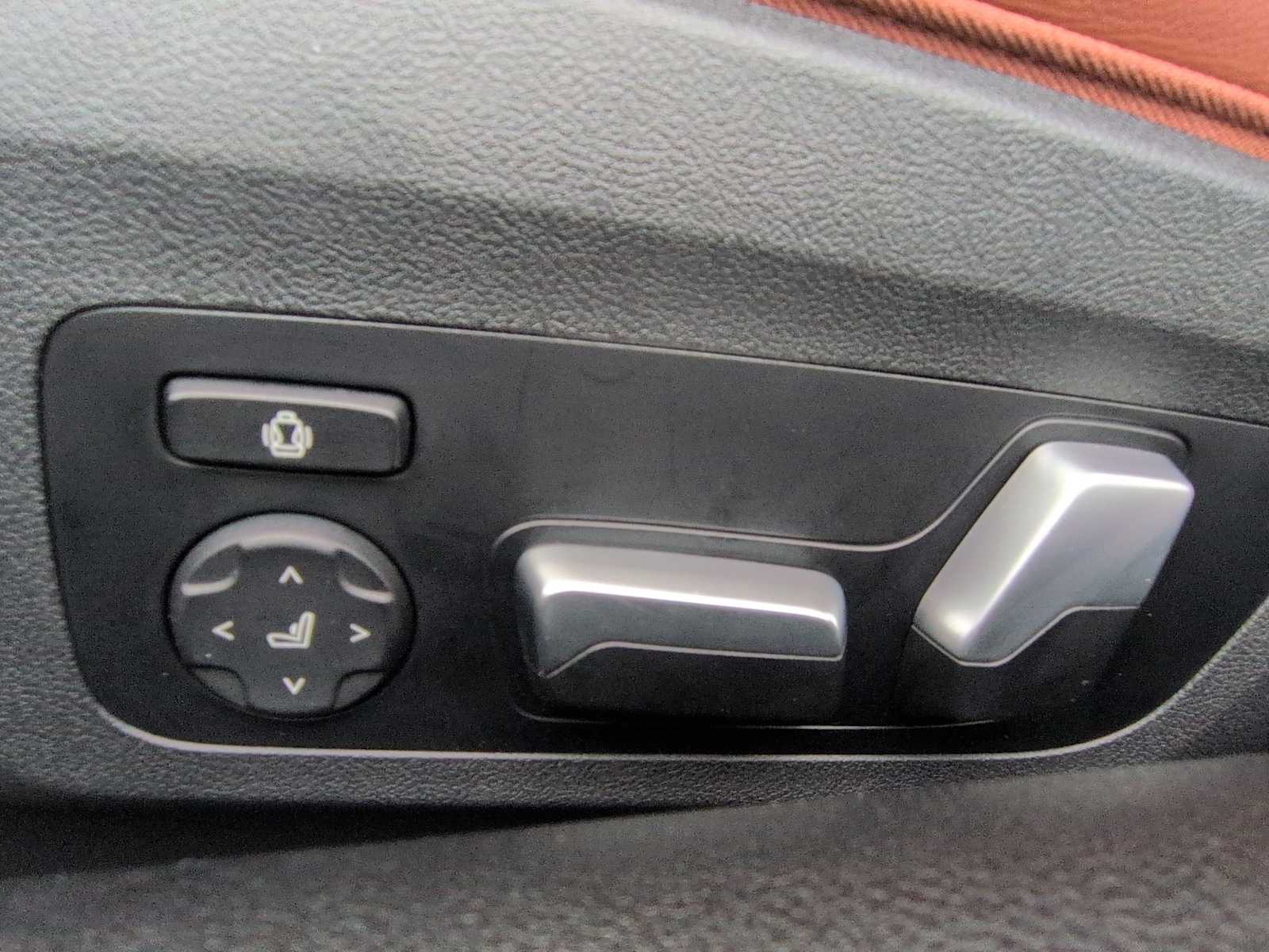 Thumbnail: 2023 BMW M4 - 22