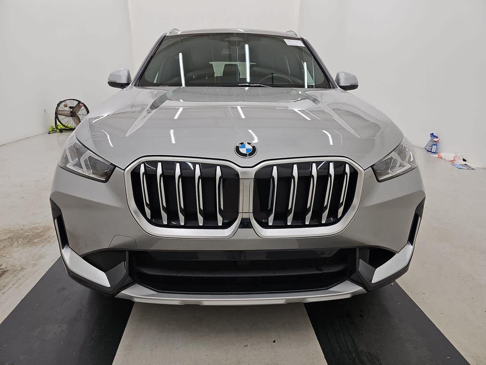 Thumbnail: 2024 BMW X1 - 10