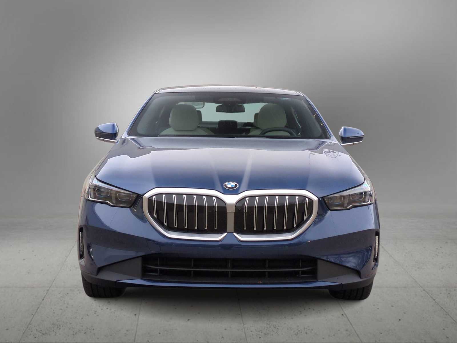 Thumbnail: 2026 BMW 5 Series - 3