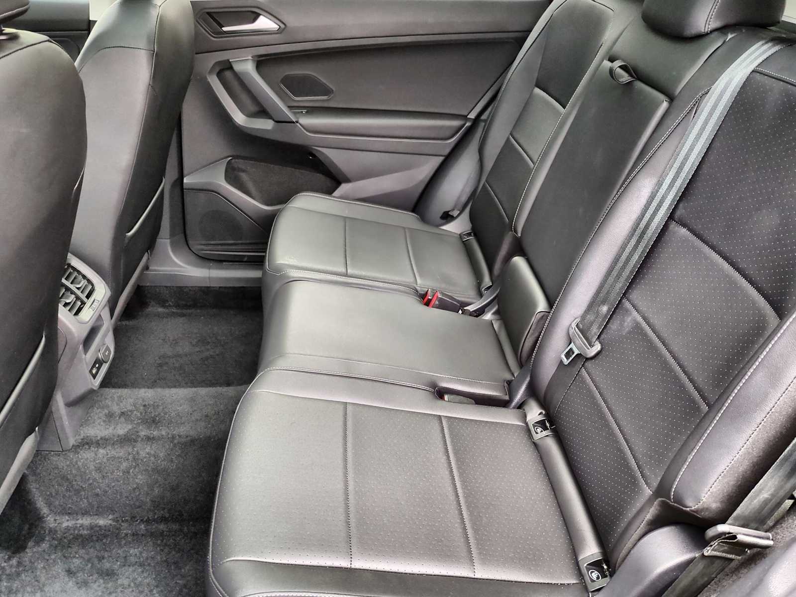 Thumbnail: 2019 Volkswagen Tiguan - 20