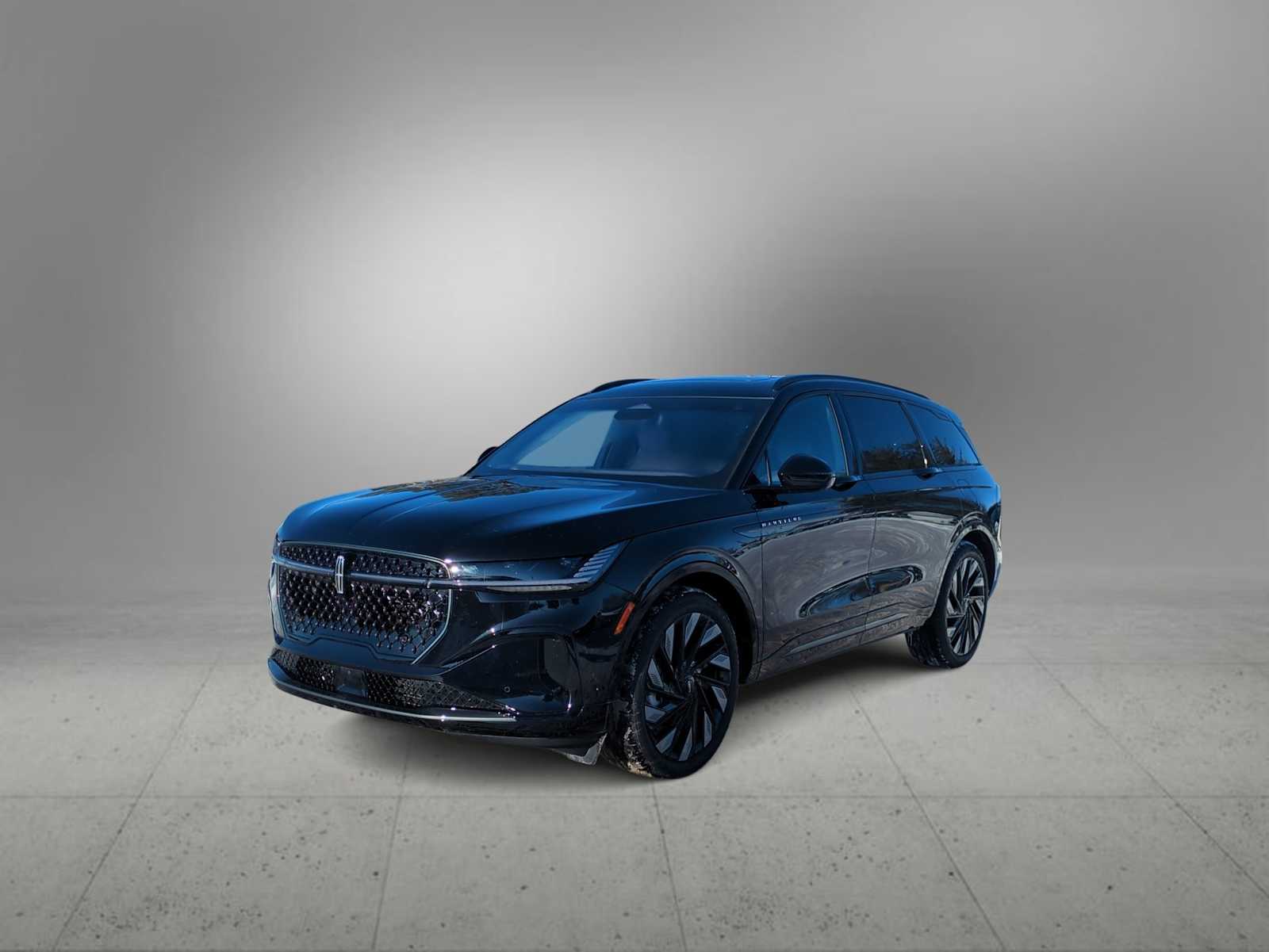 Thumbnail: 2024 Lincoln Nautilus - 4