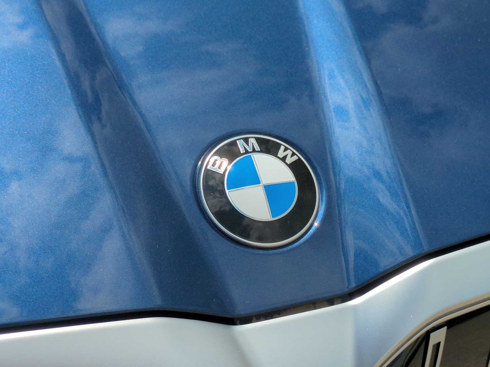 Thumbnail: 2026 BMW 5 Series - 12