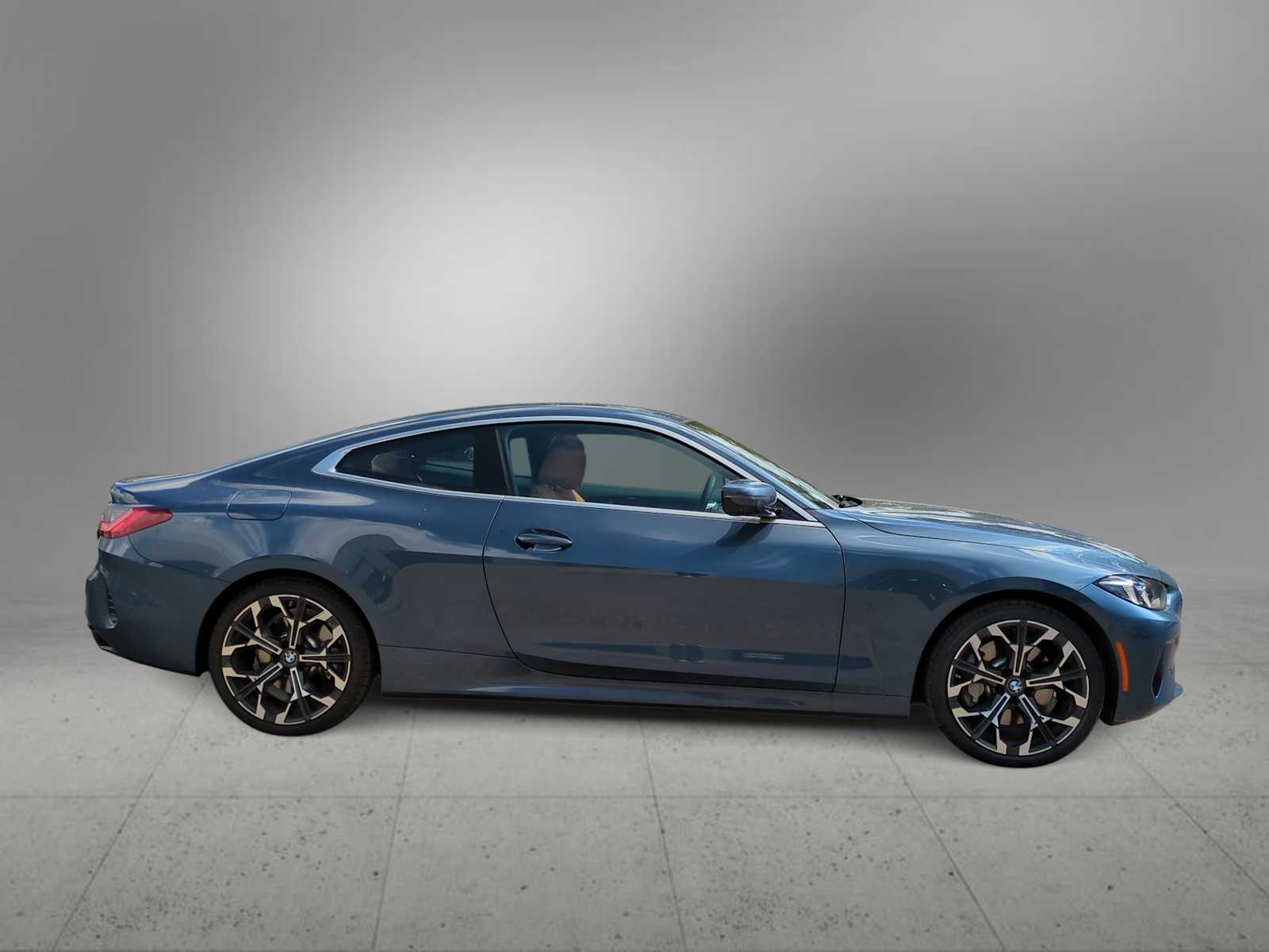 Thumbnail: 2025 BMW 4 Series - 9