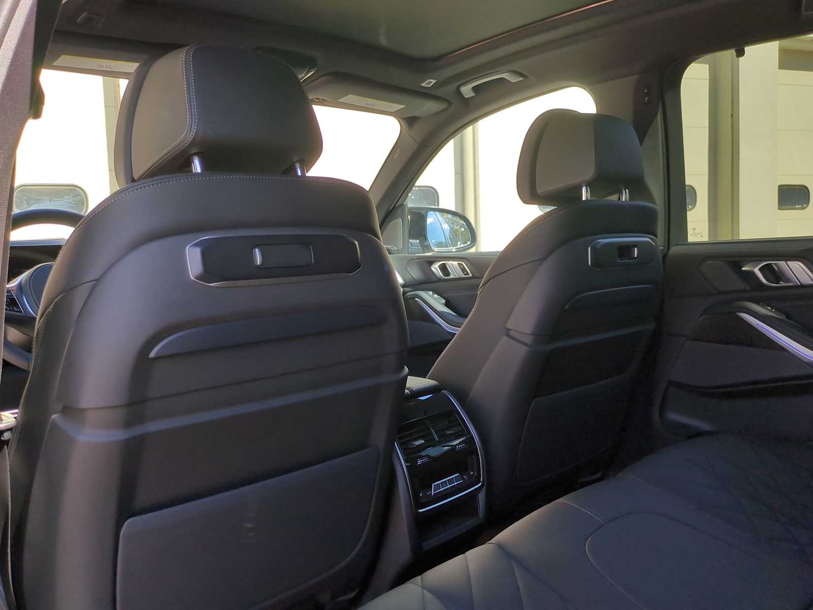 Thumbnail: 2025 BMW X5 - 19