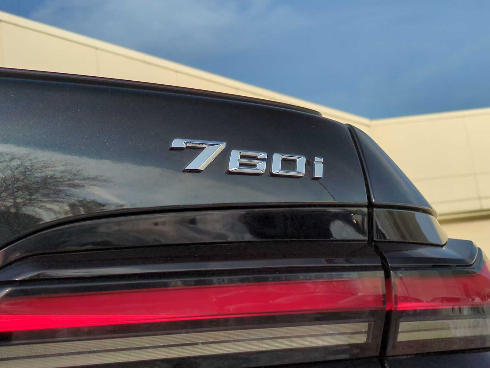 Thumbnail: 2024 BMW 7 Series - 13