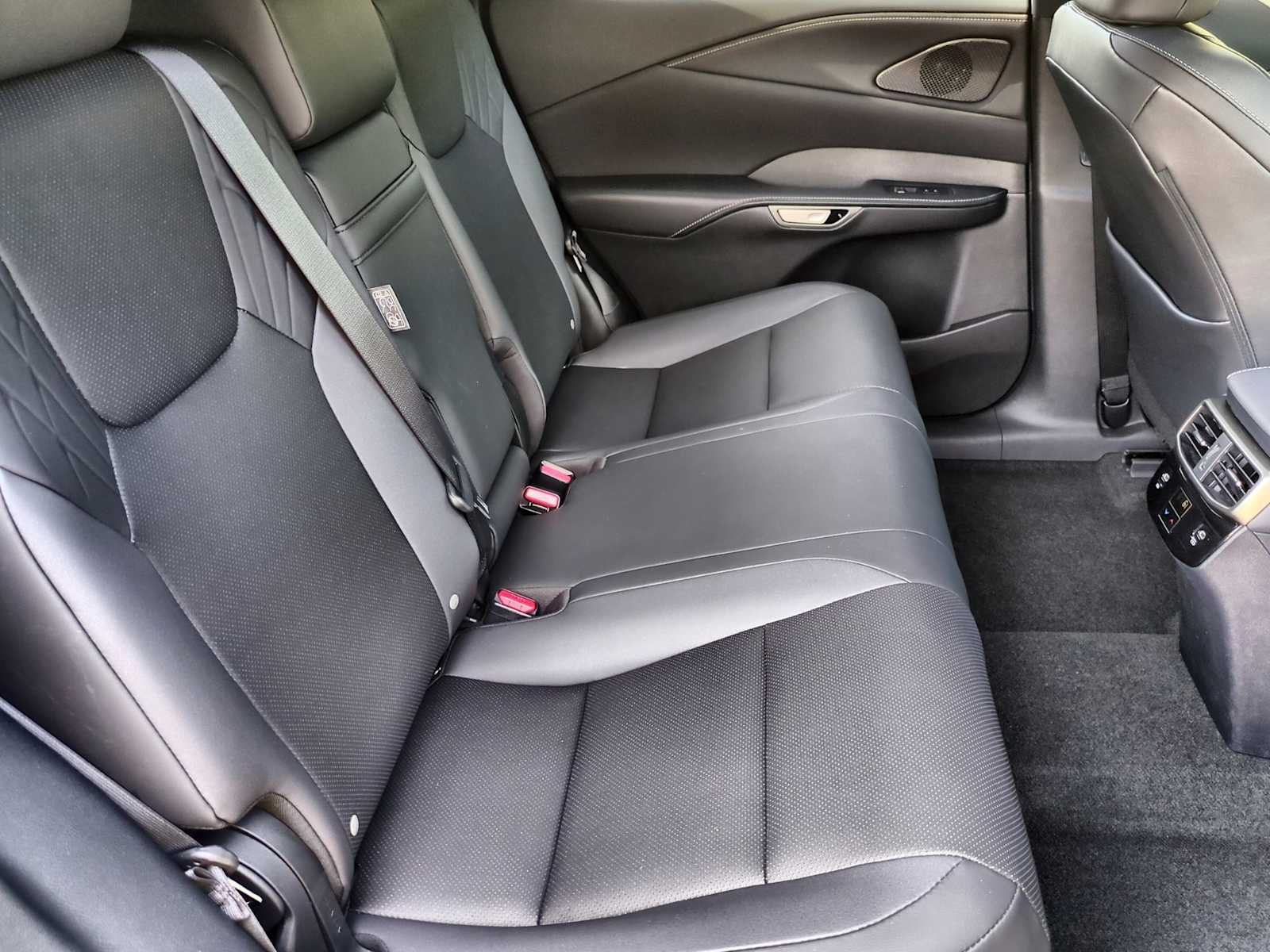 Thumbnail: 2023 Lexus RX - 21