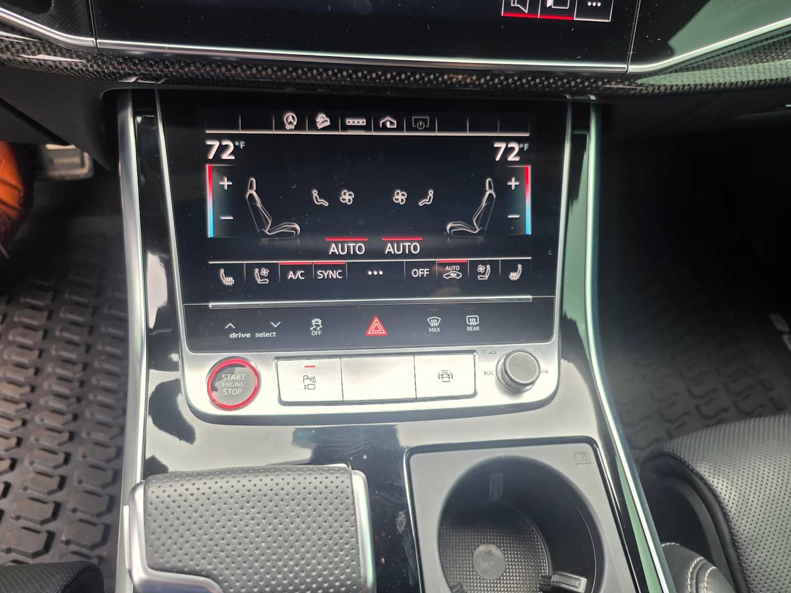 Thumbnail: 2023 Audi SQ8 - 17